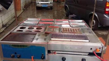 深圳布吉9成新三輪電動小吃車轉讓，附贈獨家小吃技術